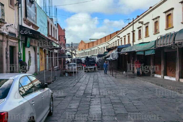 Abandonan restos humanos en calle Arroyo de la Plata del Centro de Zacatecas