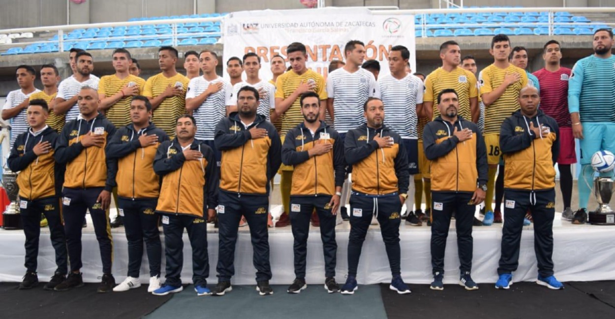 La Universidad Autónoma de Zacatecas presentó formalmente al equipo de fútbol Tuzos que participaran en la liga premier de la Federación Mexicana de Fútbol, serie A, Grupo 1.