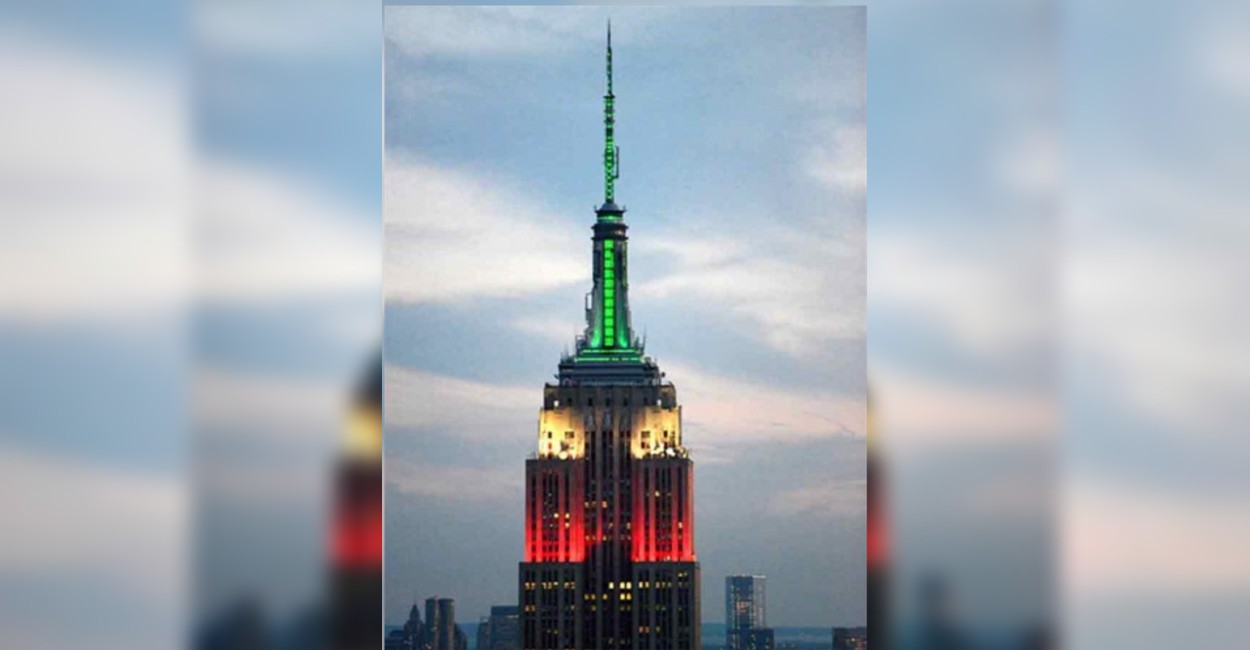 El emblemático edificio Empire State, se pinta con los colores de la bandera mexicana.