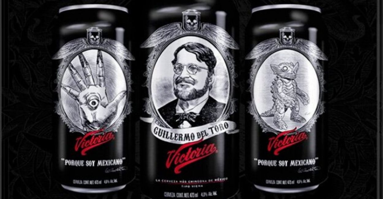 Las latas de Victoria en las que se utilizó la imagen de Guillermo del Toro. Foto: Cortesía.