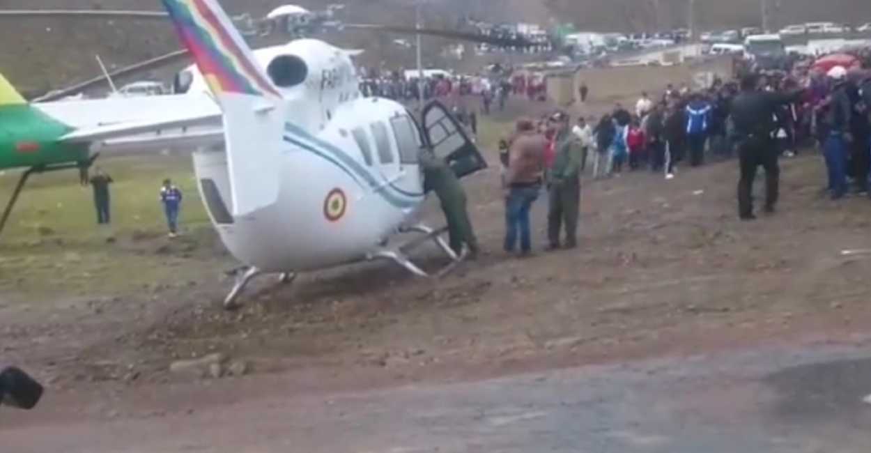 El helicóptero donde viajaba Evo Morales tuvo que aterrizar de emergencia.