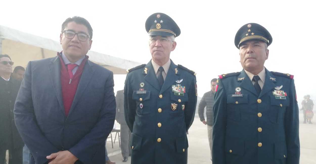 Saúl Monreal Ávila; el general de brigada, Rogelio Castellanos Blanco y el coronel de infantería, Fidencio Márquez Reyes.