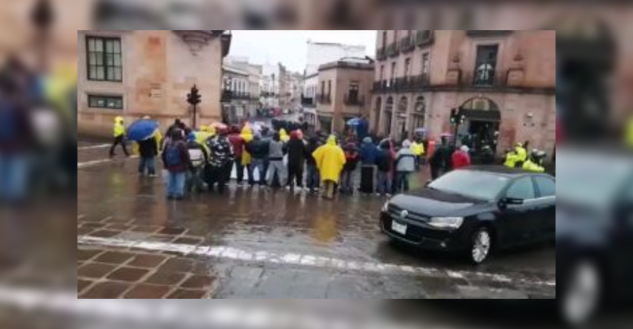 Integrantes del SITEZ bloquearon diversas calles durante esta semana.