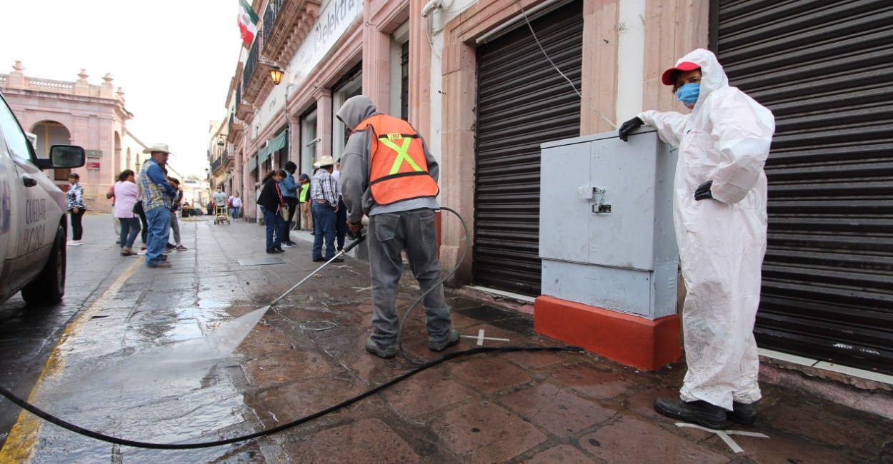 Las acciones de sanitización continuarán en el municipio de Zacatecas. Foto: Miguel Alvarado.