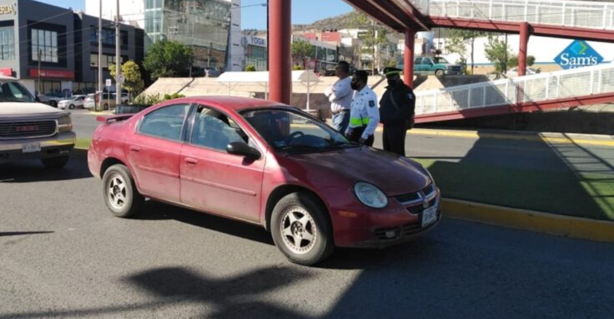 Los automovilistas no atendieron las disposiciones aplicadas. Foto: Elena Chávez.