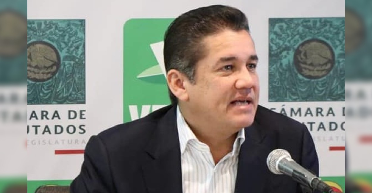Carlos Puente, diputado federal.
