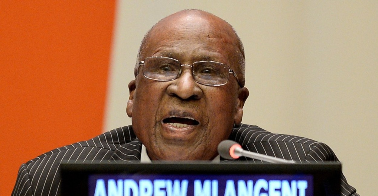 Andrew Mlangeni murió a los 95 años.