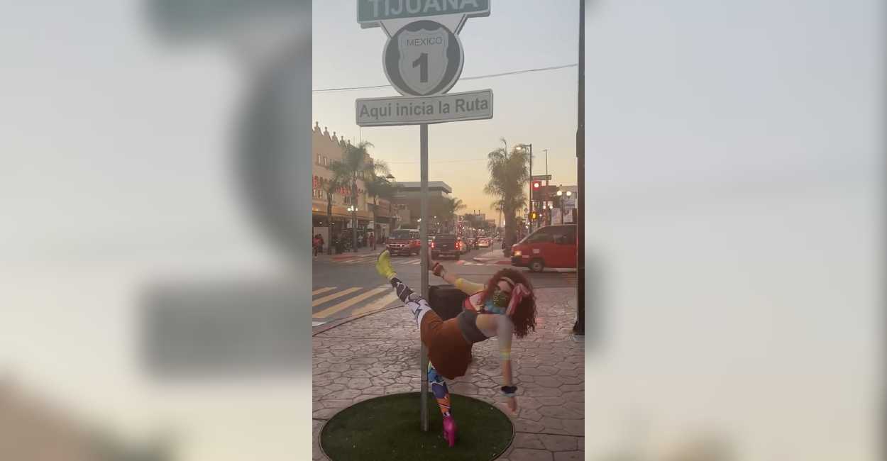 La youtuber Lizbeth Rodríguez decidió bailar provocativamente en las calles de Tijuana.