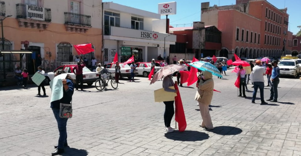 Amenazaron con volver a manifestarse dentro de 15 días si no se les atiende. Foto: Marcela Espino.