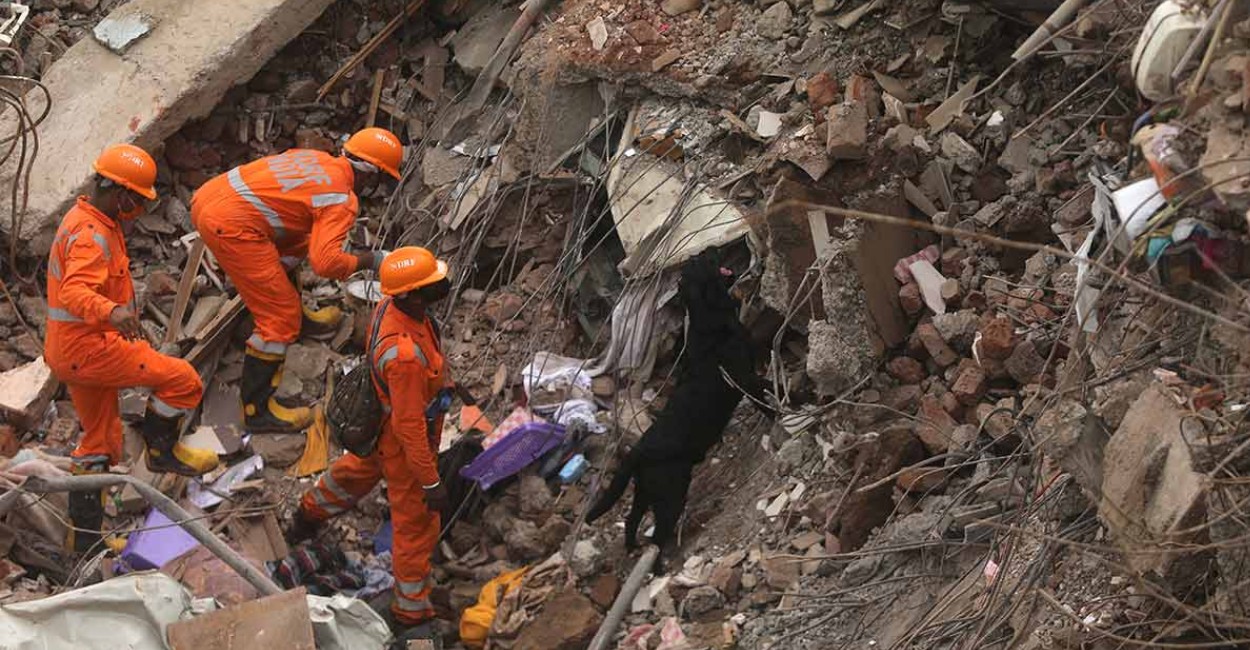 Se piensa que hay al menos 60 personas atrapadas en los escombros. | Foto: cortesía