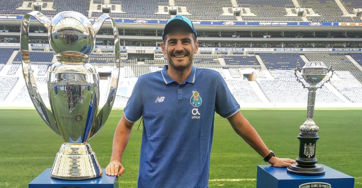 Iker Casillas, futbolista profesional.