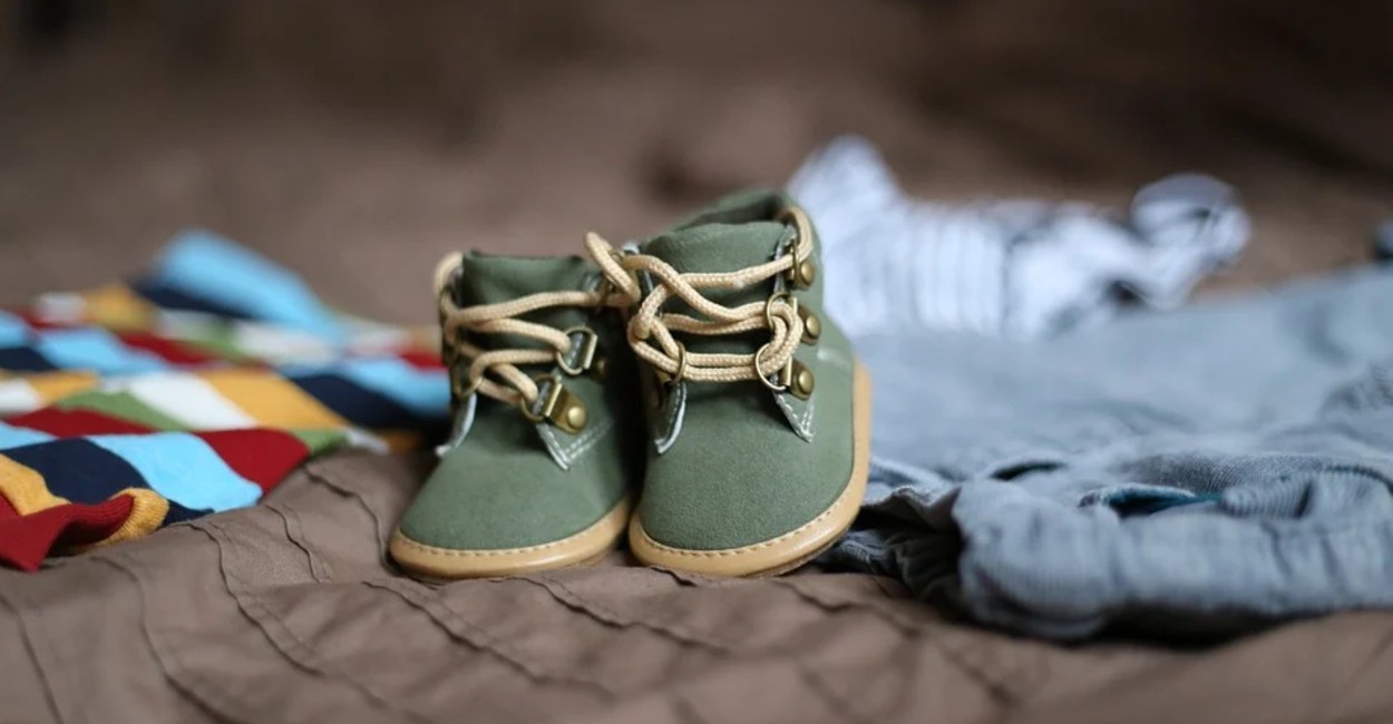 Los padres del bebé solo encontraron restos de su ropa. | Foto: Pixabay