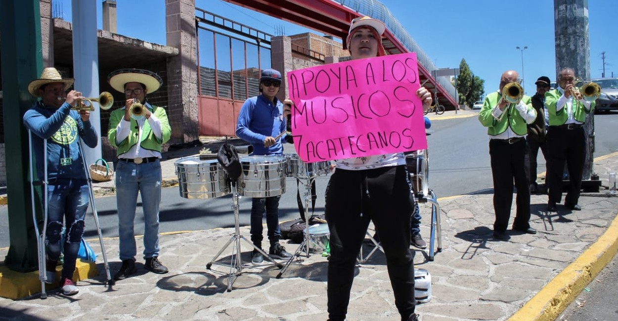 Los músicos buscan alternativas para recuperarse de la crisis. | Fotos: Miguel Alvarado.