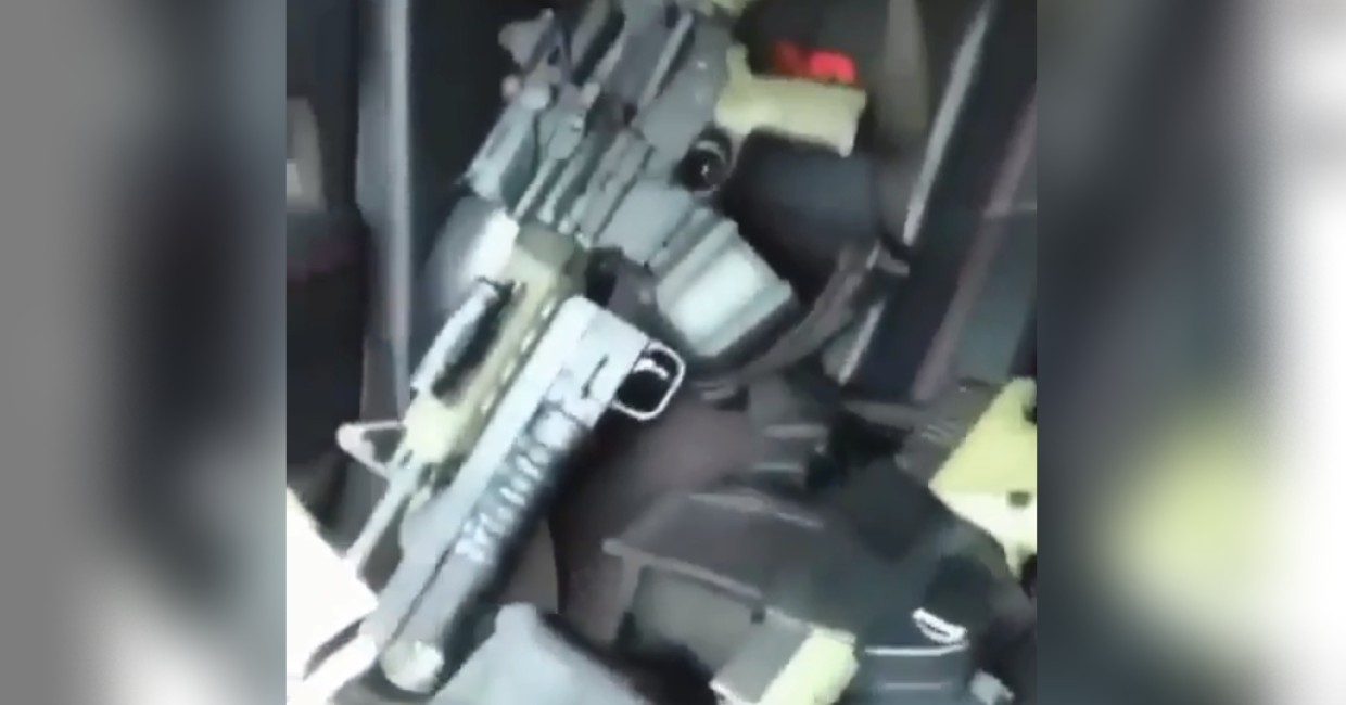 En el video se aprecian armas de todo tipo. | Foto: captura de pantalla