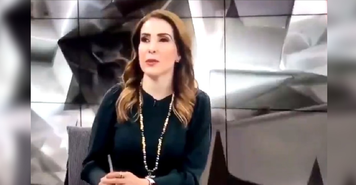 Azucena Uresti, presentadora de noticias. Foto: Cptura de pantalla.