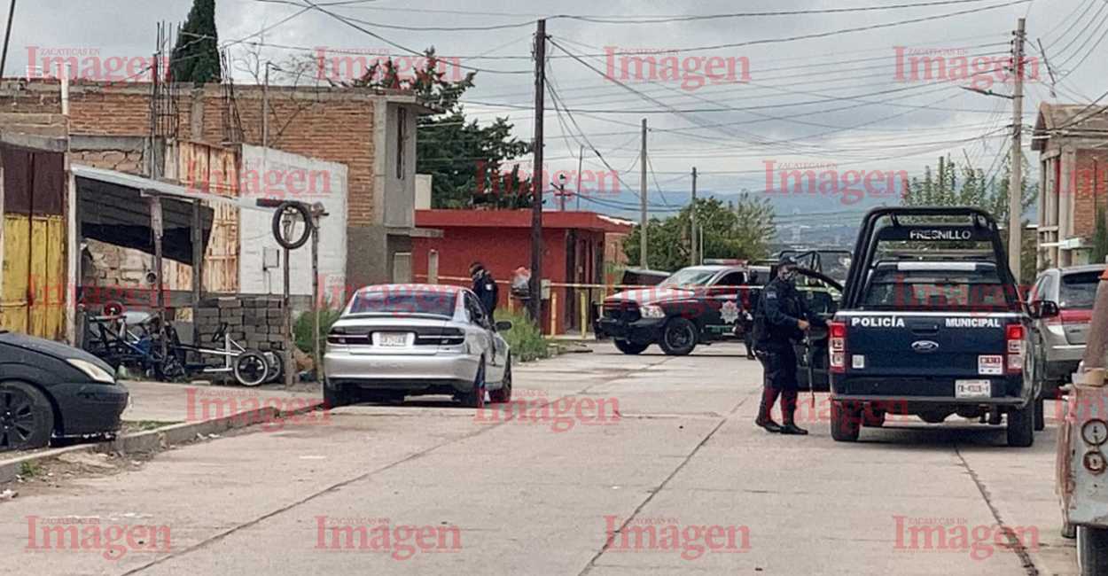 Elementos de la policía comenzaron la búsqueda del lugar baleado. | Foto: Imagen Zacatecas.