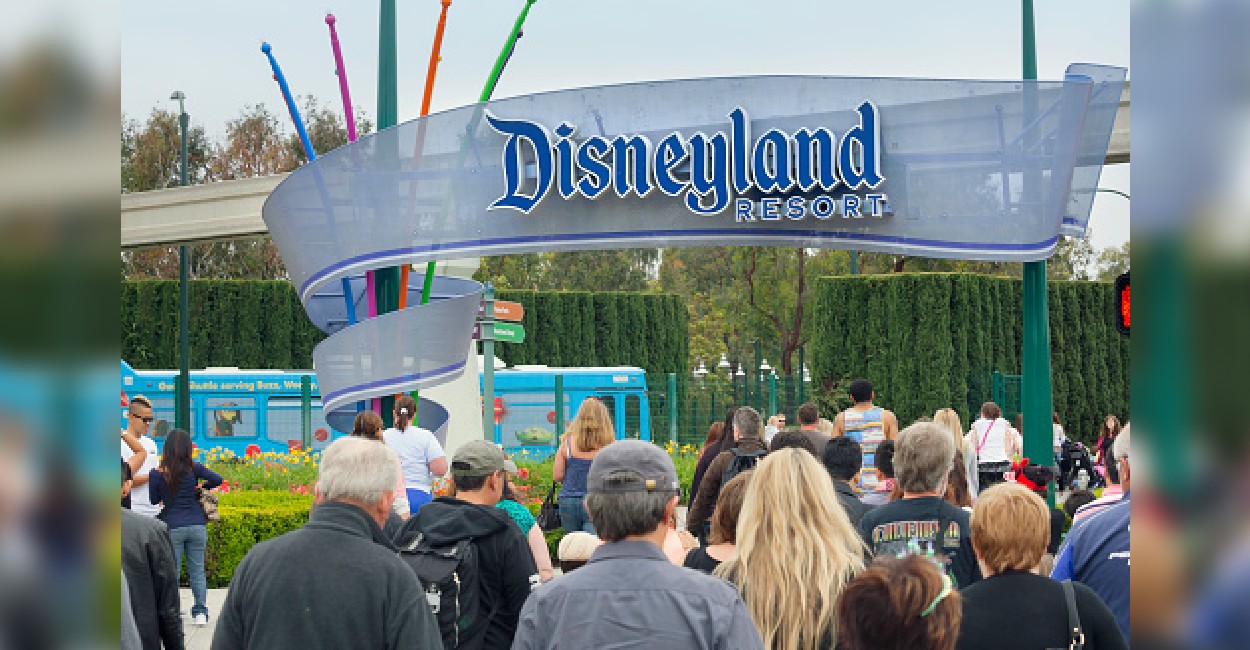 Disneyland permanece cerrado por la pandemia. | Foto: Pixabay.