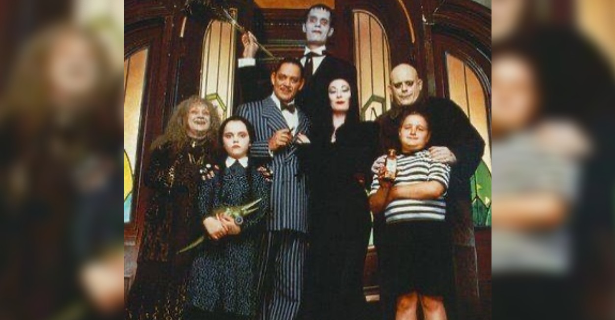 La familia de Los locos Addams. Foto: Instagram.
