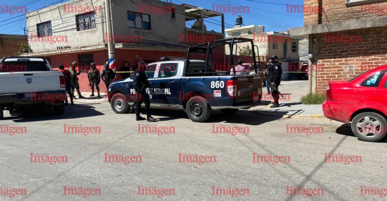 La situación quedó a cargo de la Policía de Investigación y de los peritos de la Fiscalía General de Justicia. Fotos: Imagen de Zacatecas.