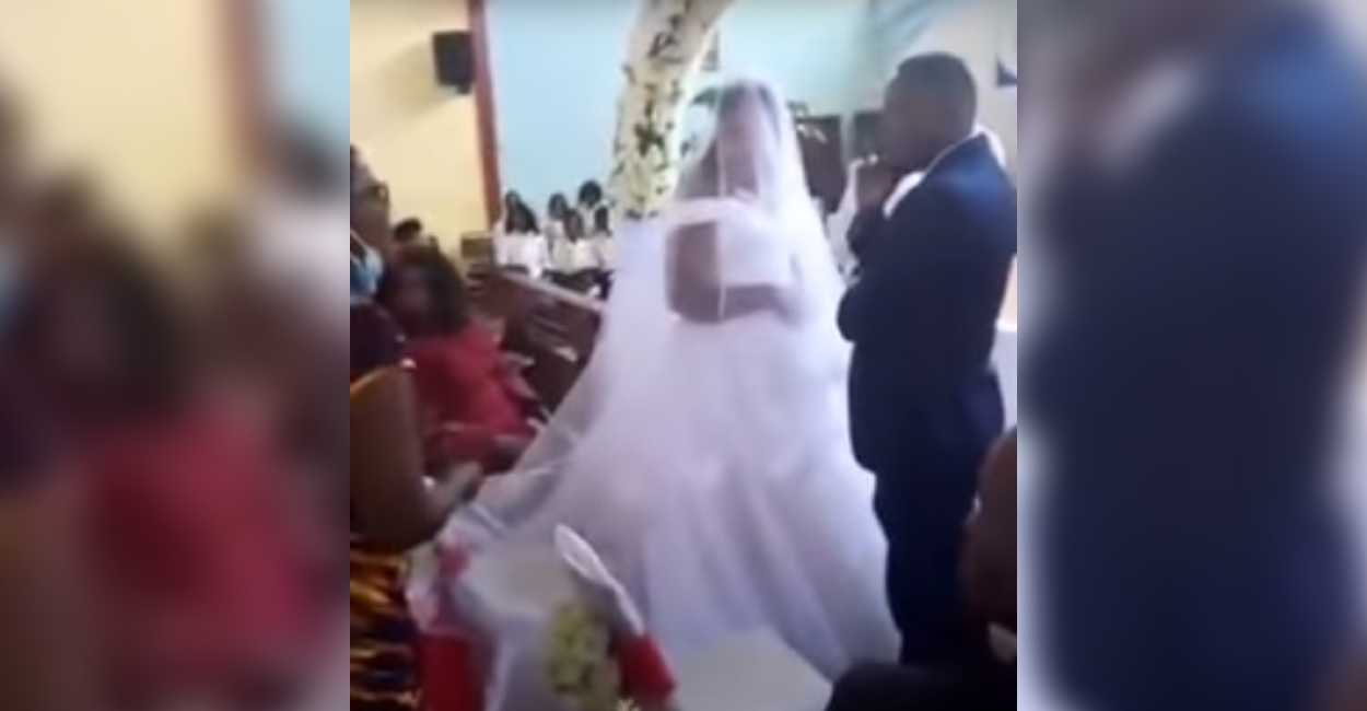 La novia solo se quedaba observando sin creer lo que sucedía. | Foto: Captura de pantalla.