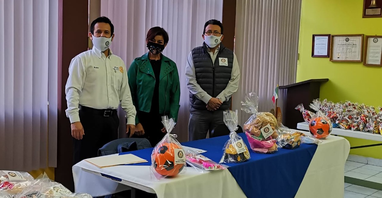 el Club Rotario Fresnillo Plateros realizaron una donación al DIF Municipal. | Foto: Marcela Espino.