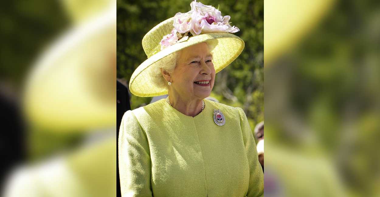 Reina Isabel II es la actual monarca británica.