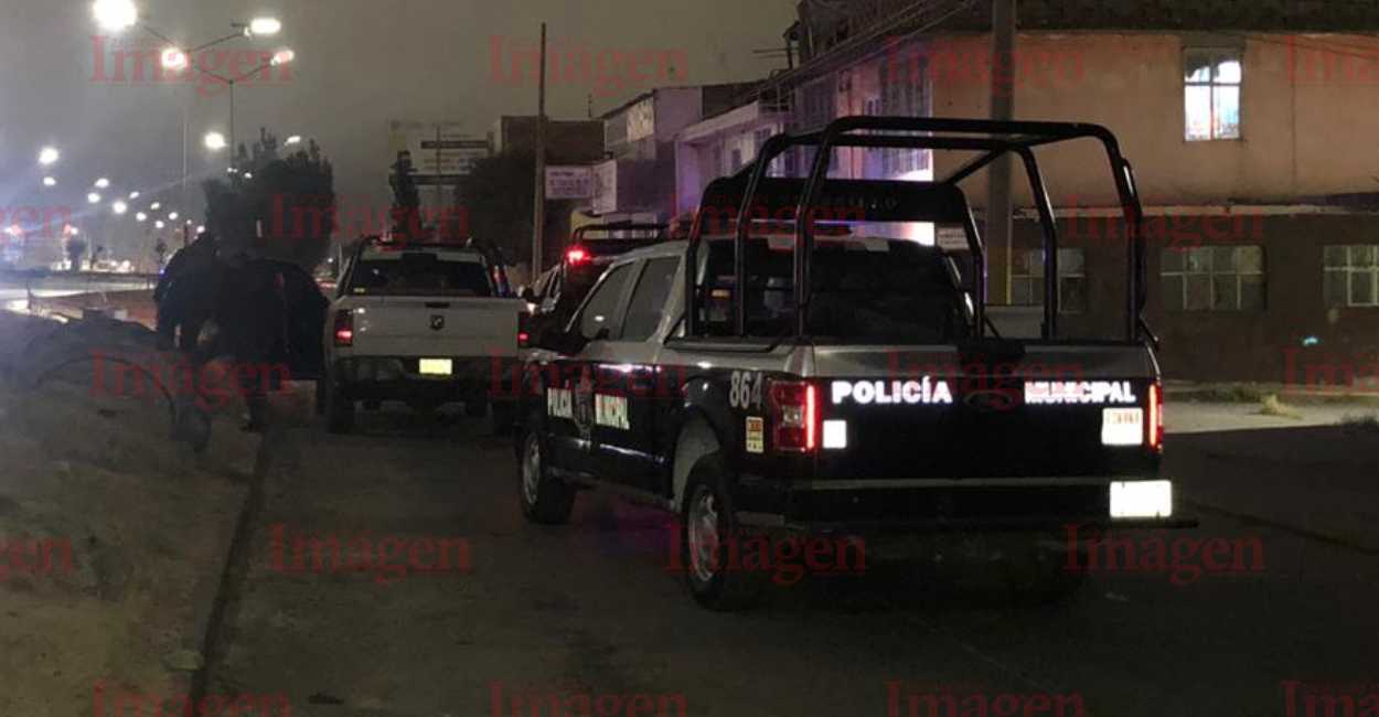 Elementos de la Policía Municipal llegaron al lugar. | Foto: Imagen Zacatecas.