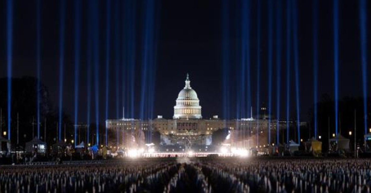 Colocaron 200 mil banderas de Estados Unidos. | Foto: Cortesía.