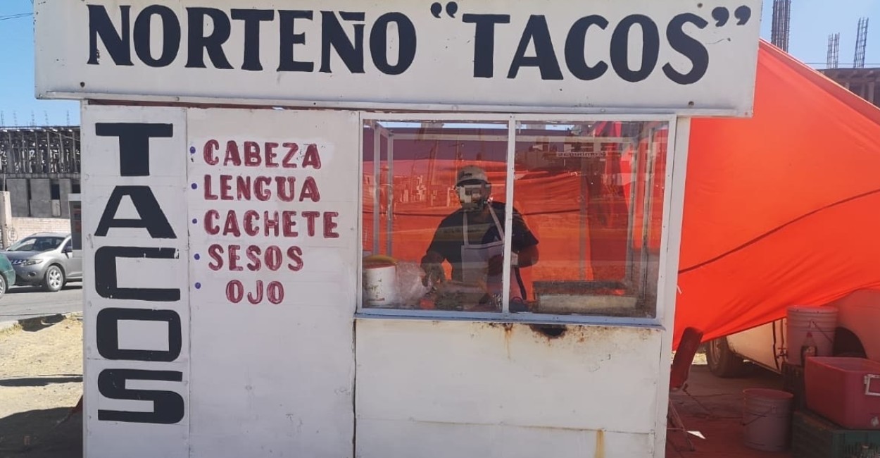 ¡Pase! ¡Pase! A los tacos Norteño de don Javi, a un ladito de la carretera a Plateros. | Fotos: Ángel Martínez.