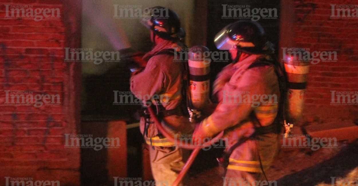 Bomberos de Protección Civil se encargaron de terminar con las llamas. | Fotos: archivo.