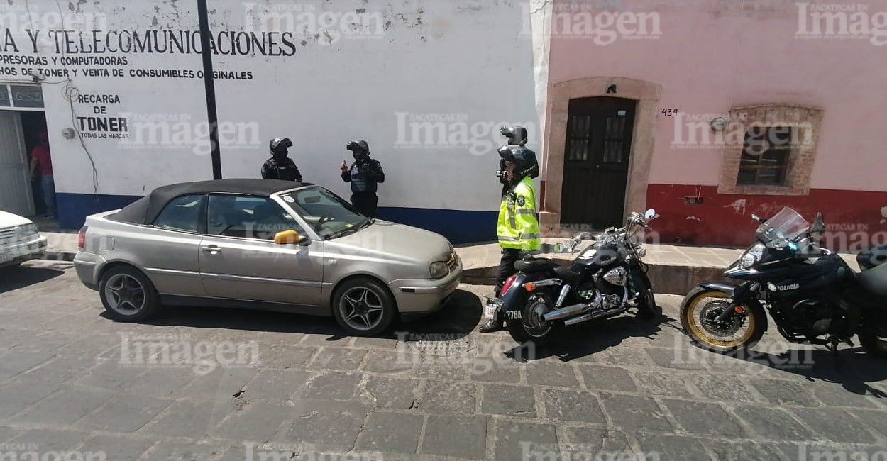 Se trato de un auto con reporte de robo del 2015. | Foto: Imagen de Zacatecas.