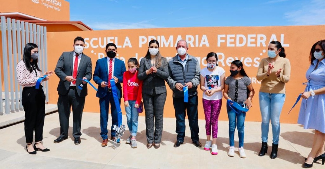 En Calera se inauguró una nueva primaria para beneficiar a 100 alumnos. | Foto: Cortesía.