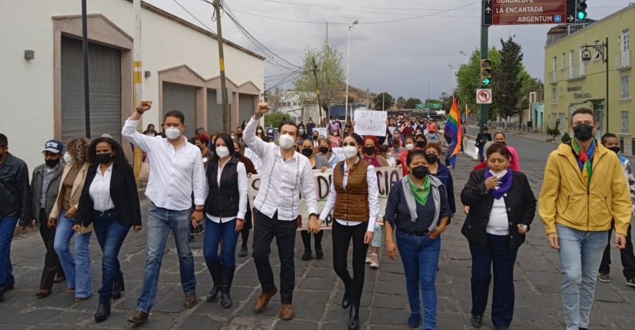 Realizaron una marcha desde la Máquina 30-30 hasta la Plazuela Miguel Auza. | Fotos: Manuel Medina.