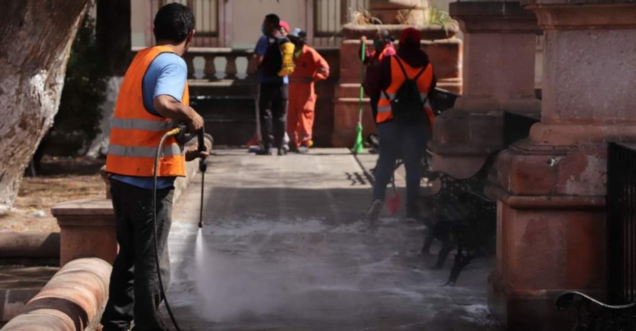 Limpieza de espacios públicos en Zacatecas. | Foto: Cortesía.