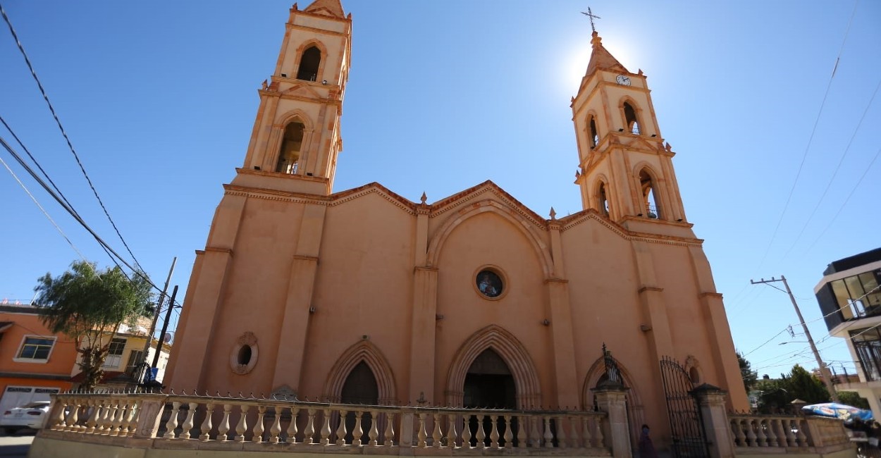 Uno de los templos más bellos en Guadalupe es el de la Virgen del Refugio en Tacoaleche. | Fotos: David Castañeda.