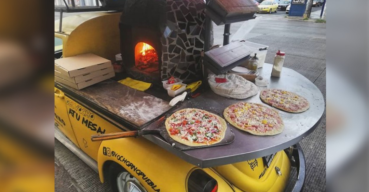 Las pizzas son horneadas a la leña. | Foto: cortesía.