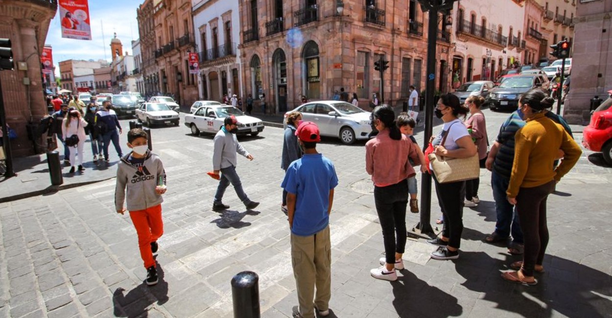 Zacatecas mantiene tendencia a la baja de casos de Covid-19