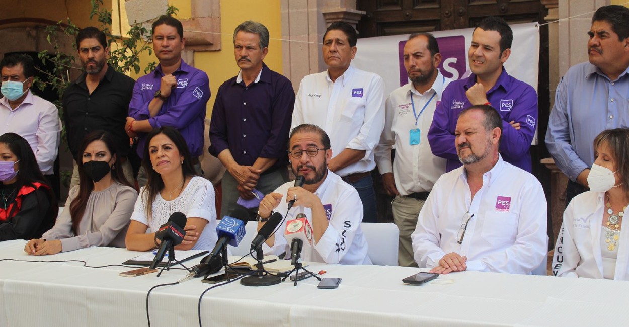 Los candidatos realizaron una conferencia de prensa. | Fotos: Miguel Alvarado.