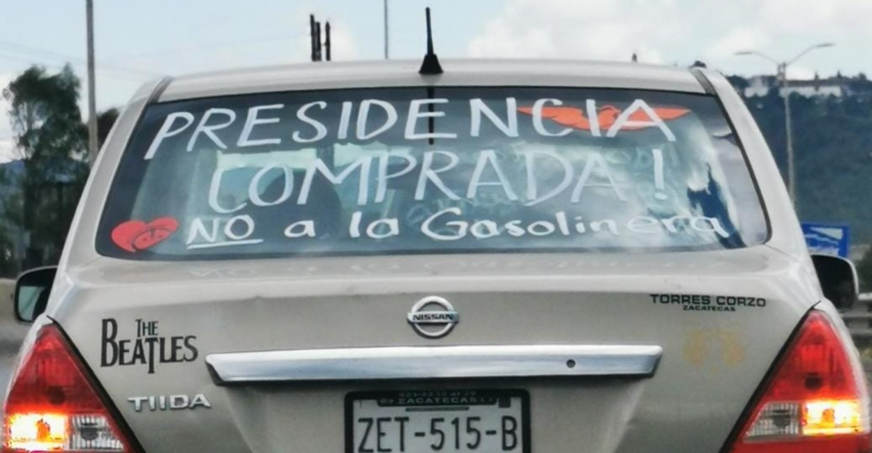 Los vecinos de Colinas del Padre se manifestaron a bordo de sus vehículos. | Foto: Cortesía
