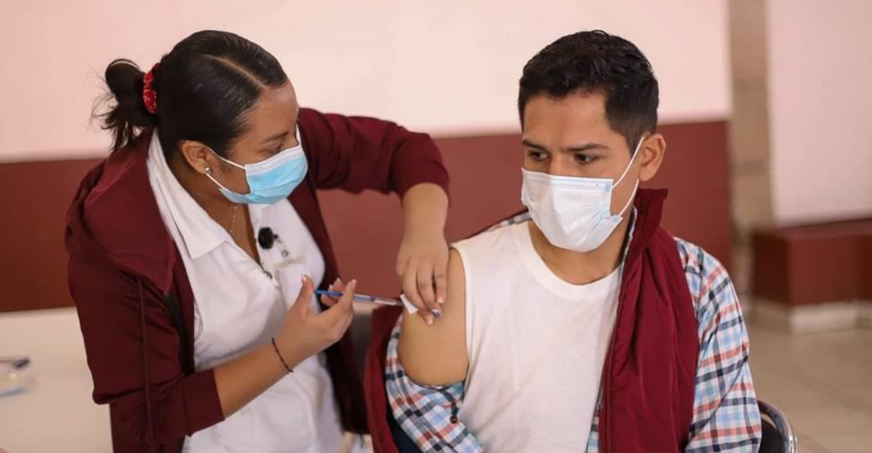 Brigadas correcaminos vacuna aticovid en Zacatecas. Foto: Cortesía.