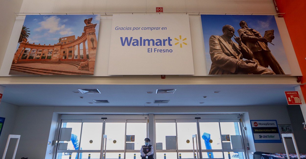 Inauguran tienda Walmart en Fresnillo. | Foto: Cortesía.