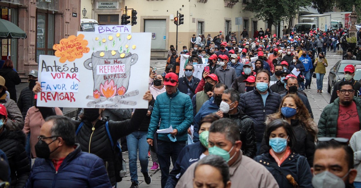 Los Sindicatos se manifestaron en las calles de Zacatecas. | Foto: Miguel Alvarado.