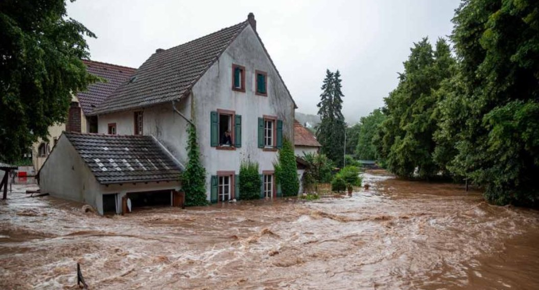 Las inundaciones podrían empeorar en las últimas horas.| Foto: AP.