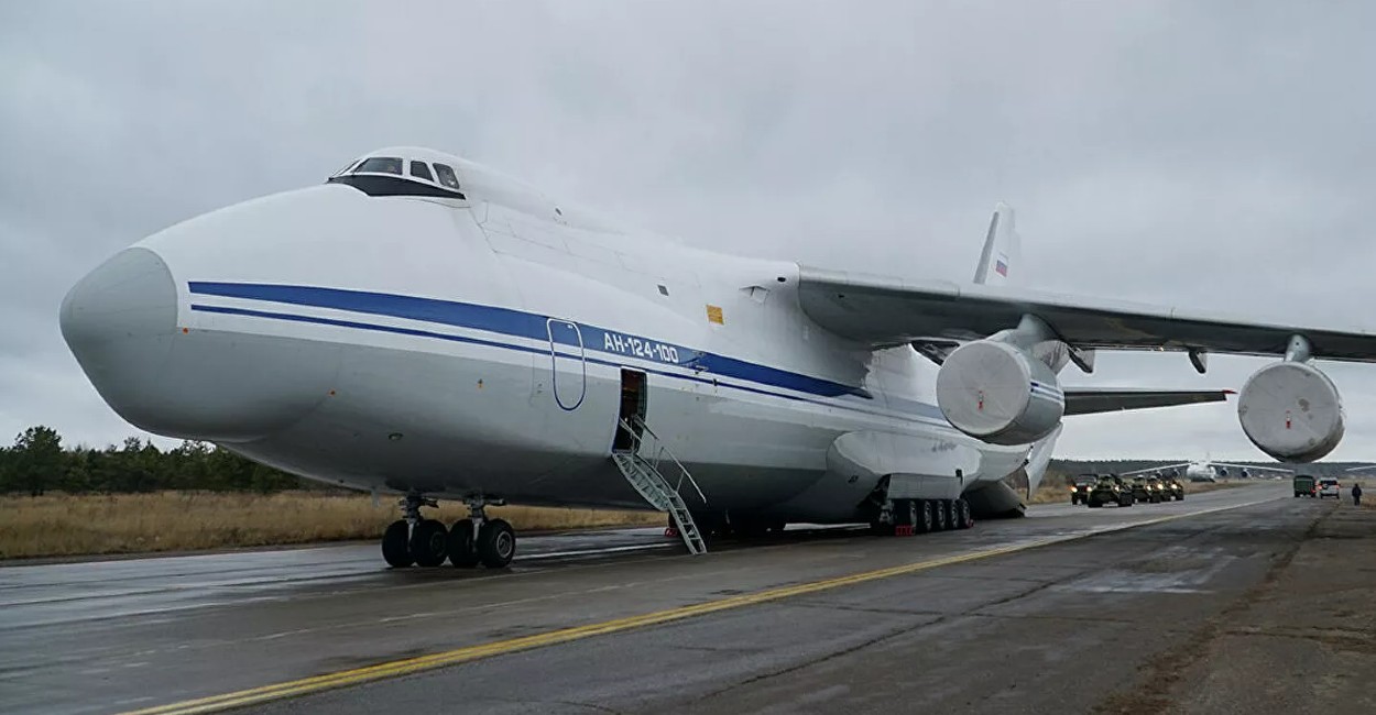 Rusia envió dos aviones por orden de su presidente Vladimir Putin. | Fotos: Ministerio de Defensa de Rusia.