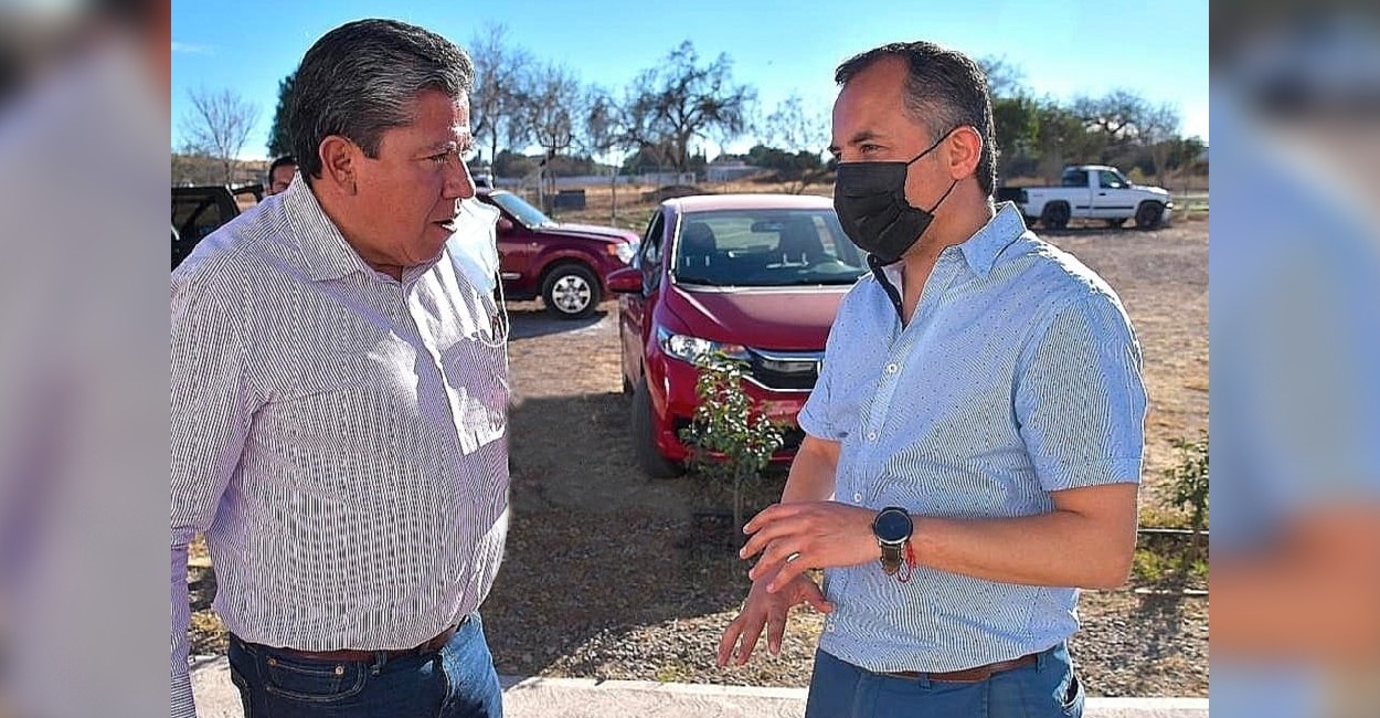 David Monreal, gobernador electo, y César González, alcalde de Guadalupe.