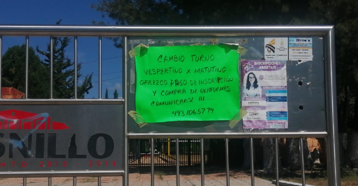 Los padres de familia han dejado anuncios en las escuelas y en redes sociales. | Foto: Marcela Espino.