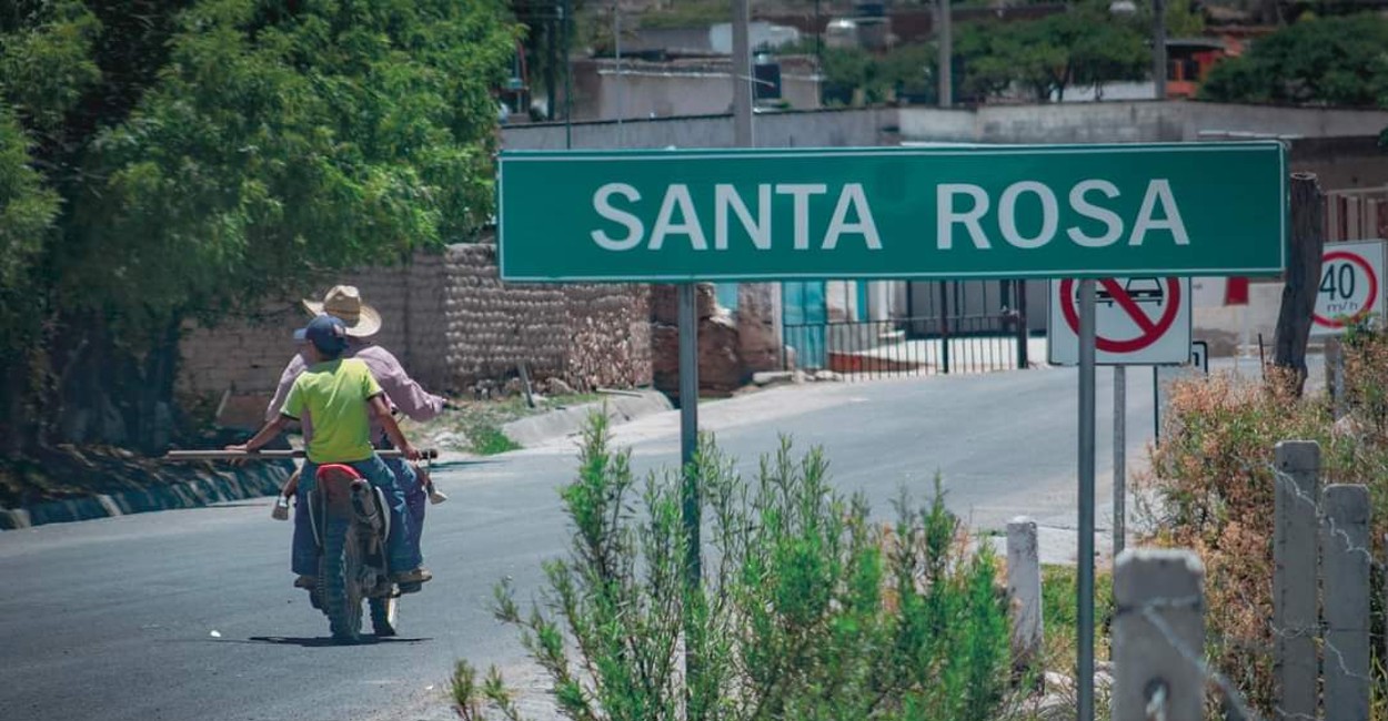 Habitantes de la comunidad Santa Rosa han tenido que dejar sus hogares por la presencia de hombres armados. / Foto: Cortesía