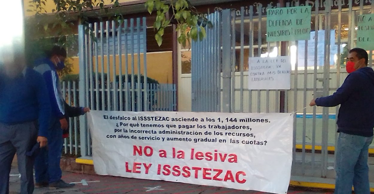 Sindicatos pretenden impedir la aprobación a la Reforma de la Ley del Issstezac. Foto. David Castañeda.