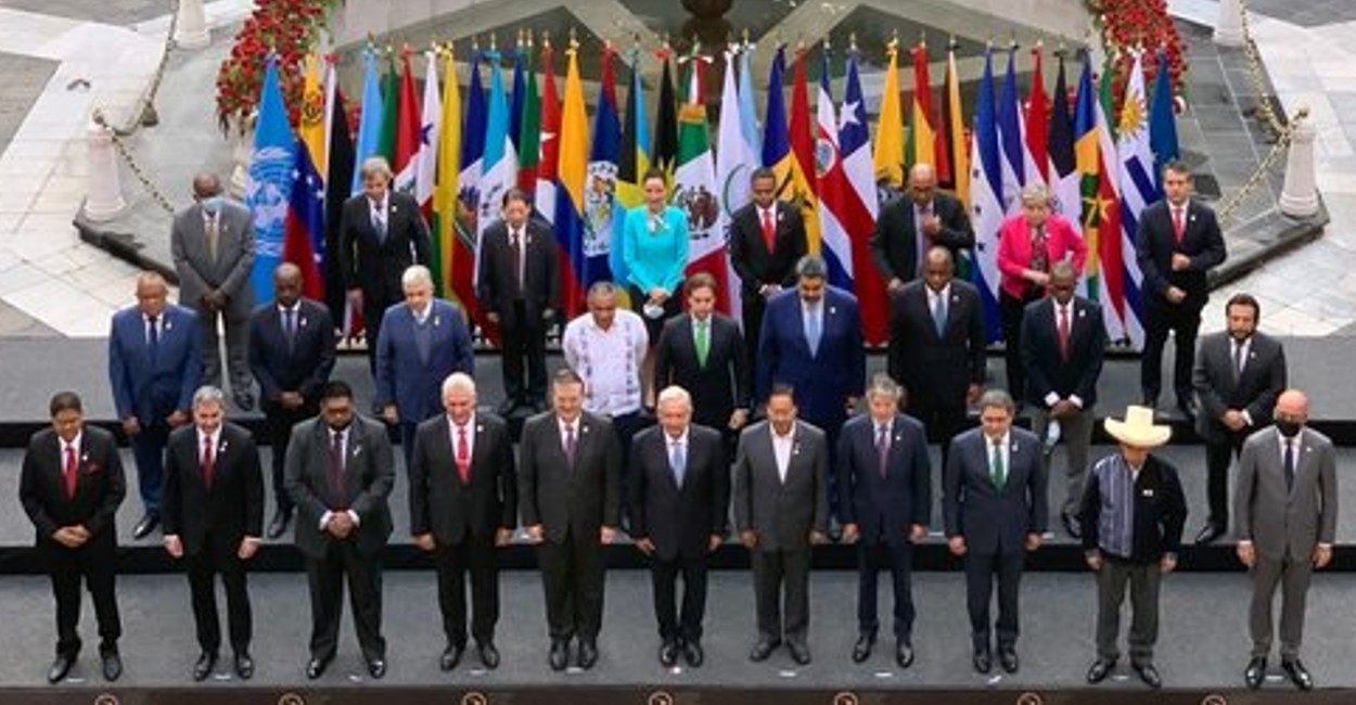 La sede de la Cumbre CELAC fue el Palacio Nacional, en México. | Foto: Twitter.
