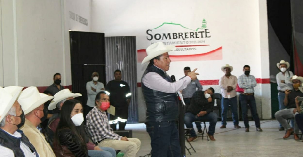 David Monreal visitó Sombrerete. | Foto: Cortesía.